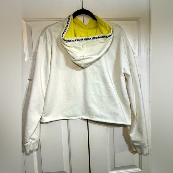 Women’s Disney Mickey Cropped Hoodie - Picture 4 of 6